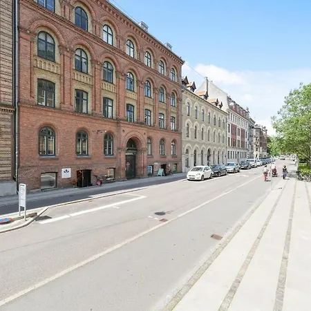 Apartment Stylish Flat - 200m2 Of Comfort *