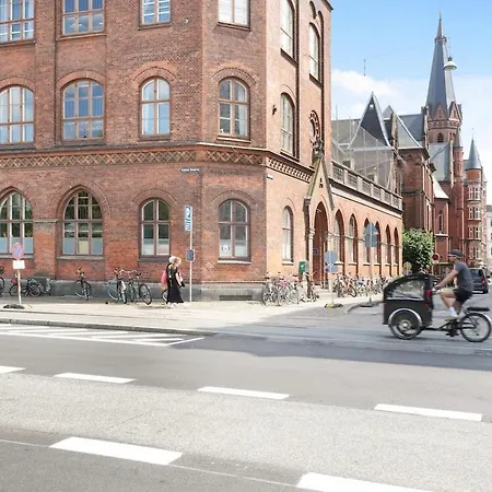 Stylish Flat - 200m2 Of Comfort *