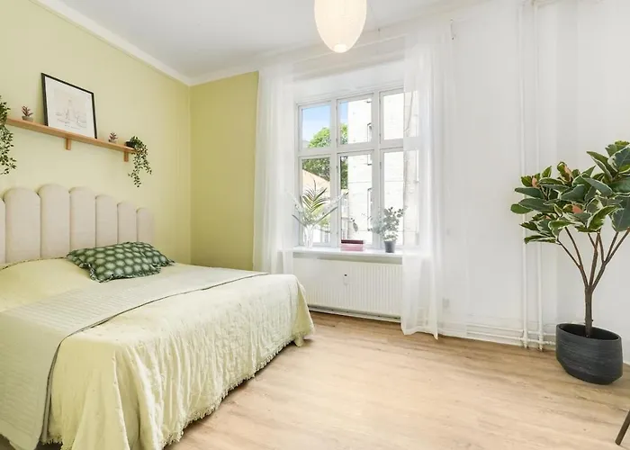 Stylish Flat - 200m2 Of Comfort *