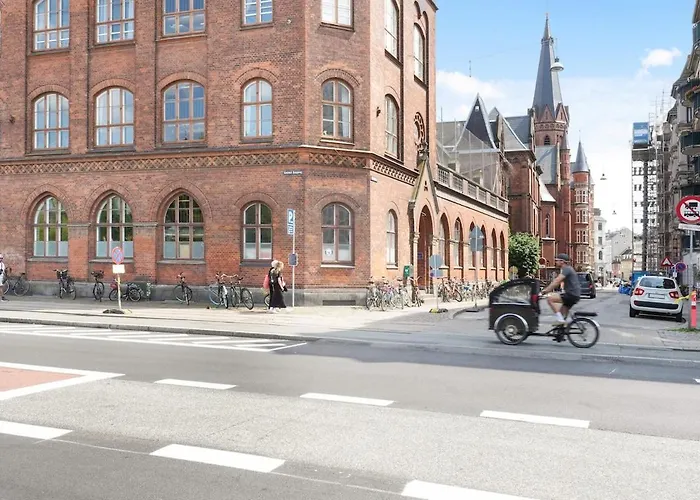 Stylish Flat - 200m2 Of Comfort *