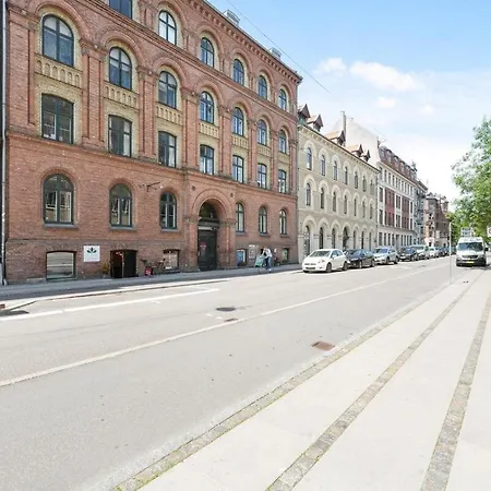 Stylish Flat - 200m2 Of Comfort Daire *